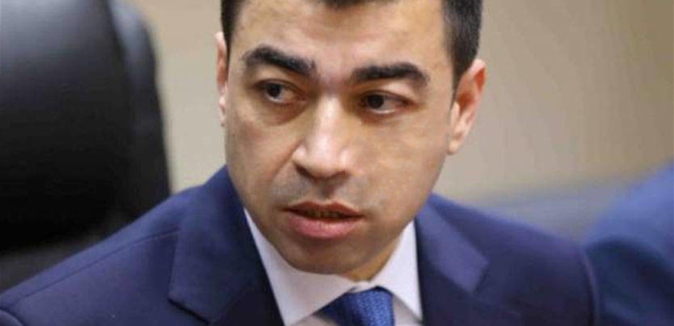 أبي خليل: إلتزمت خفضَ موازنة الوزارة 20 بالمئة