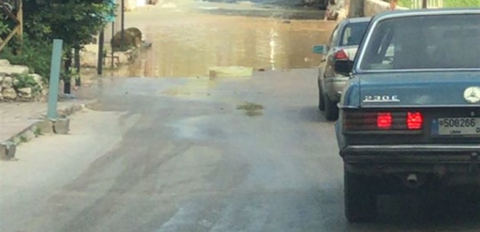بالفيديو.. "انفجار مائي" في المعاملتين وقطع الطريق البحرية
