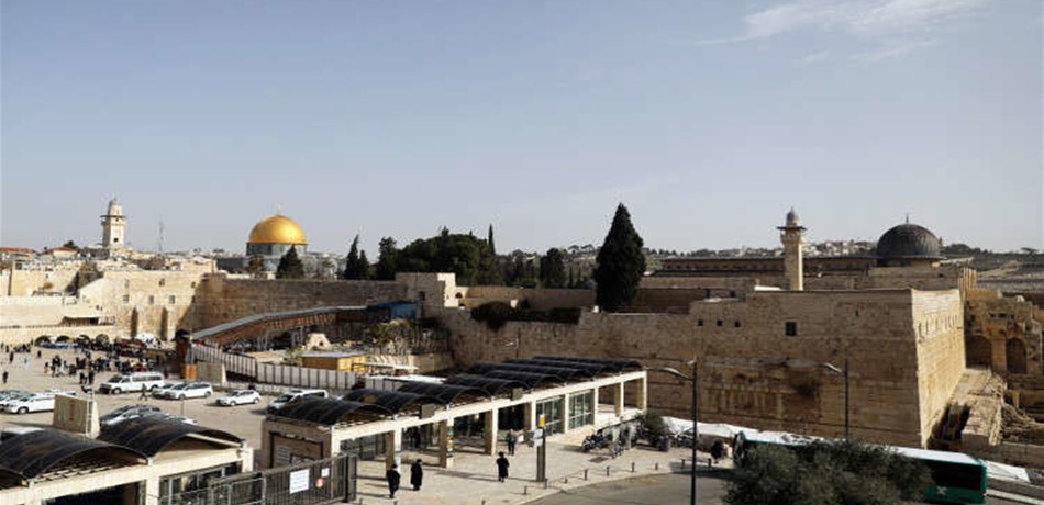 إسرائيل تستنفر وتغلق الضفة والقدس 8 أيام<br/>