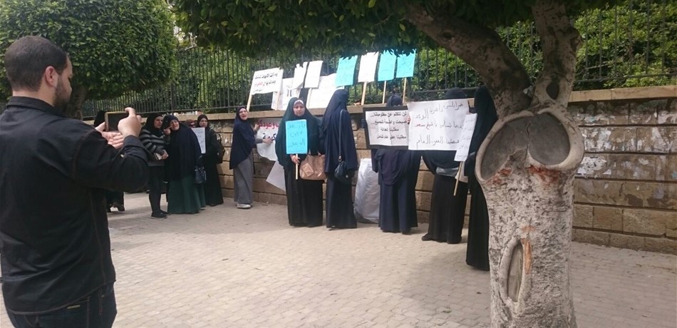 بالصور.. اعتصام أهالي الموقوفين الإسلاميين أمام سرايا طرابلس