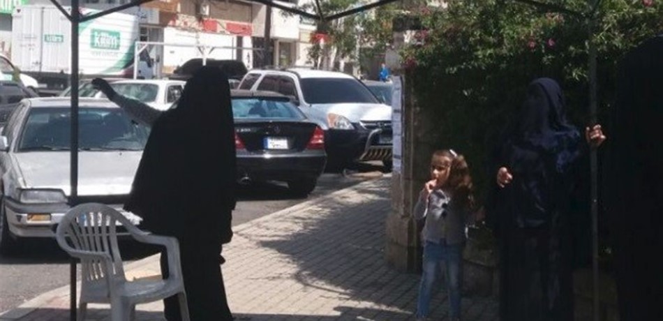بالصورة.. أهالي الموقوفين الاسلاميين ينصبون الخيّم.. هل من قطع طرقات؟