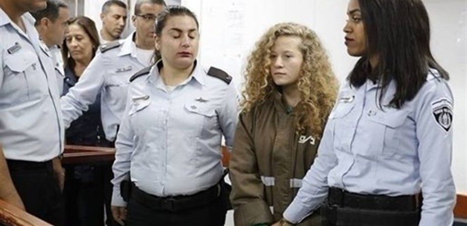  عهد التميمي تعرّضت للتحرش الجنسي.. وهذا ما كشفه محاميها