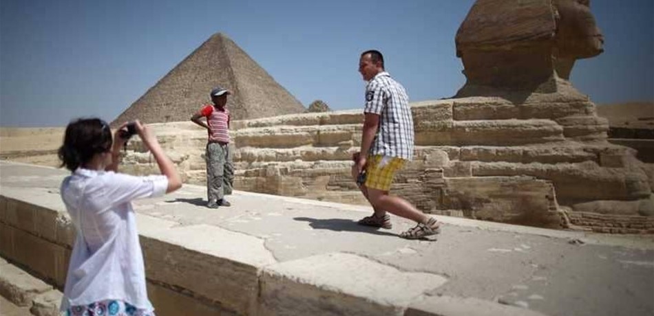 خطة مصرية لجذب سياح من "أسواق جديدة"