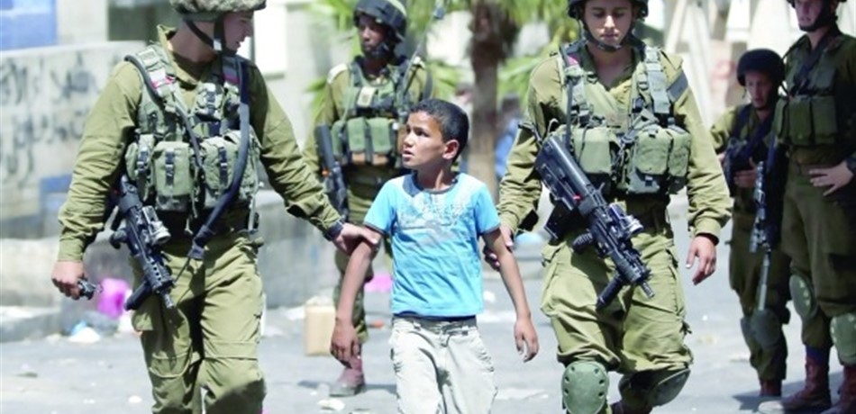 إسرائيل تحاكم 700 طفل فلسطيني سنوياً