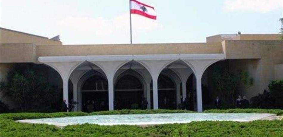 في الجمعة العظيمة.. العلم اللبناني "مخنوقاً" على سارية القصر