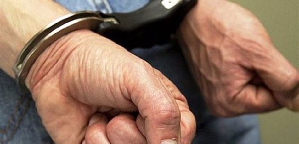 توقيف شاب وفتاة بجرم مخدرات.. هذا ما ضبط في ثياب الأخيرة