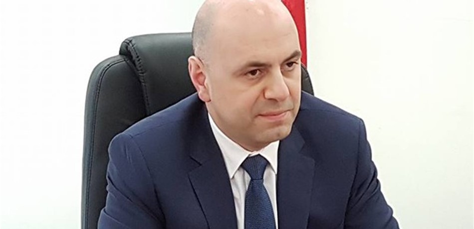 حاصباني: طبابة الأجانب لم تعد على عاتق الدولة