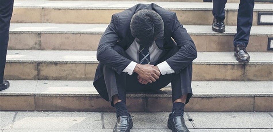تراجع البطالة في هذا البلد يفوق المتوقّع.. والسبب؟ 