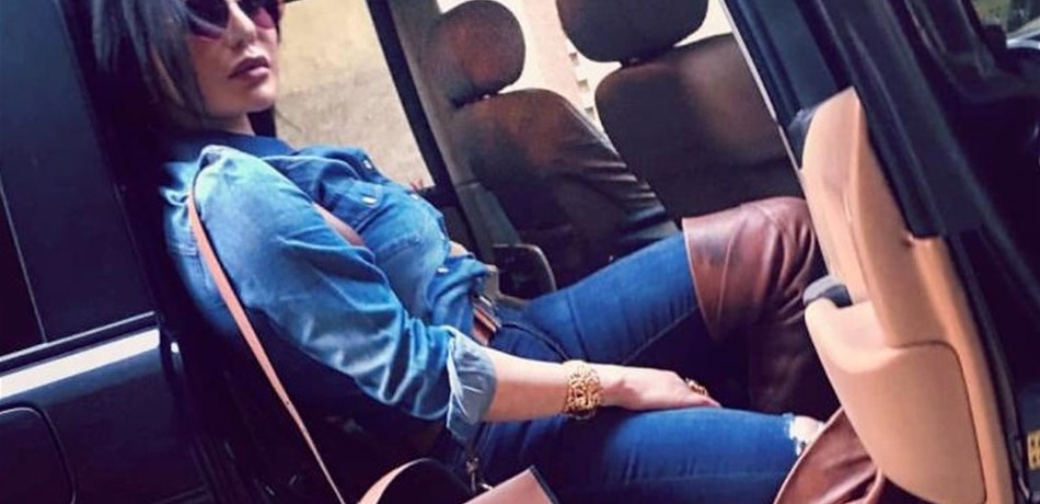 هيفا وهبي بإطلالة مميزة.. من أين اشترت الحقيبة والحذاء؟