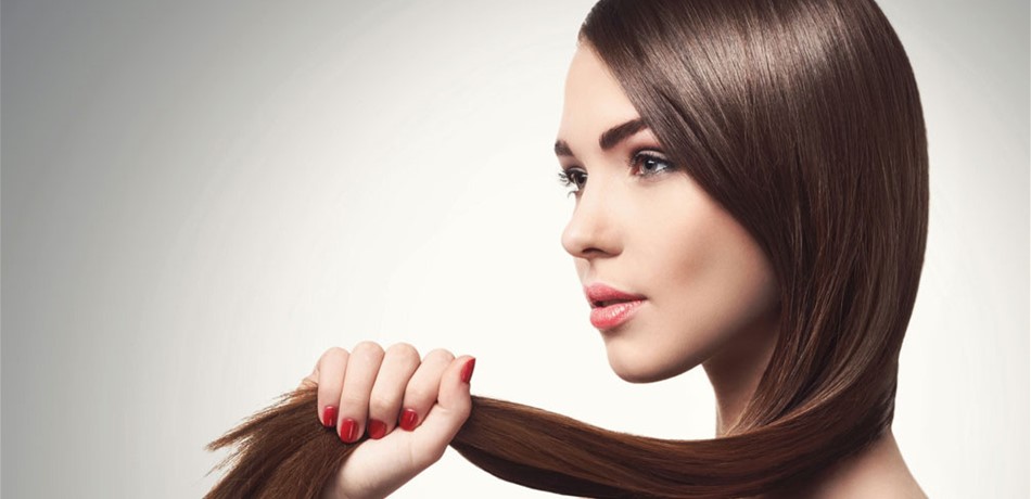 توقّفي عن هذه العادات اليومية الضّارّة.. وستحصلين على شَعر رائع