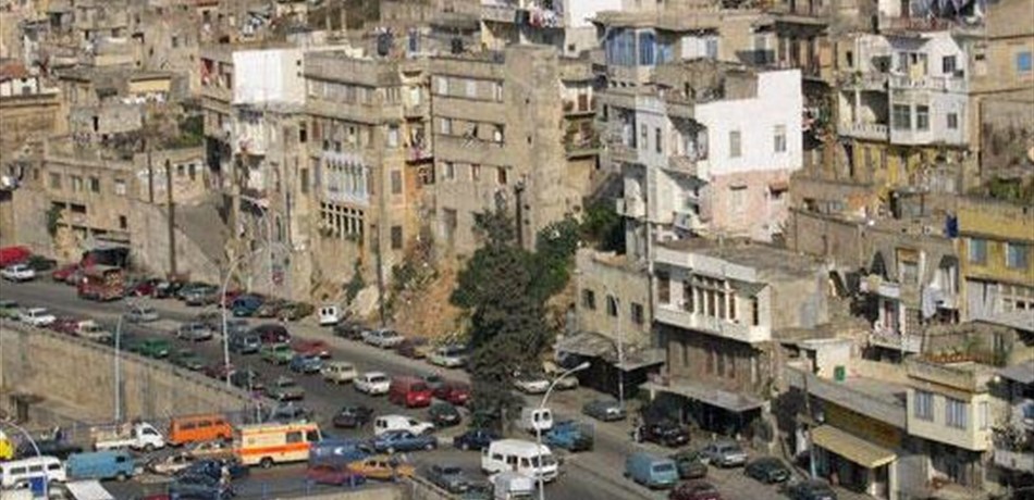 مبنى مهدد بالإنهيار في باب التبانة.. والأهالي يناشدون!
