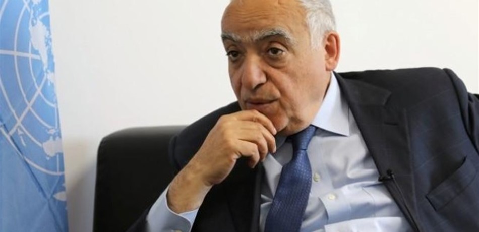 صواريخ تصيب المطار الرئيسي في ليبيا لدى زيارة مسؤولين دوليين