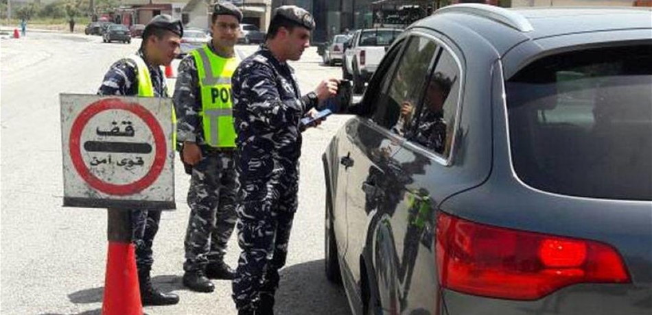 تبادل لاطلاق النار بين حاجز لـ"الامن العام" ومسلحين.. ماذا يجري  في بعلبك؟!