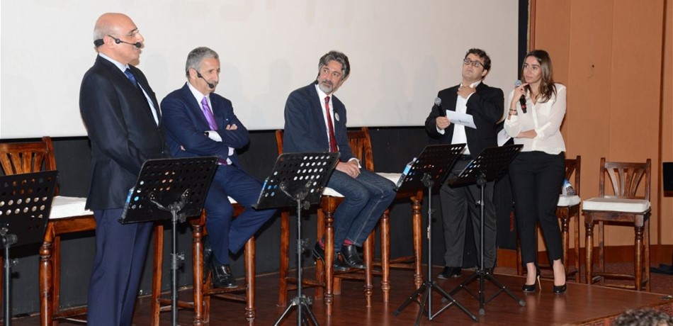 "public debate".. فرصة إستثنائية للتناظر بين المتنافسين