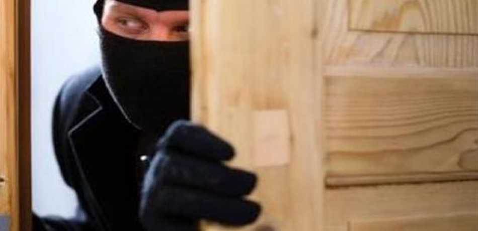 عمليات سلب وسرقة في جبل لبنان.. وهؤلاء هم المشتبه بهم!