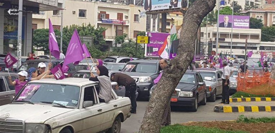 بالصور.. حشود ضخمة عند مداخل طرابلس قبل مهرجان "العزم"