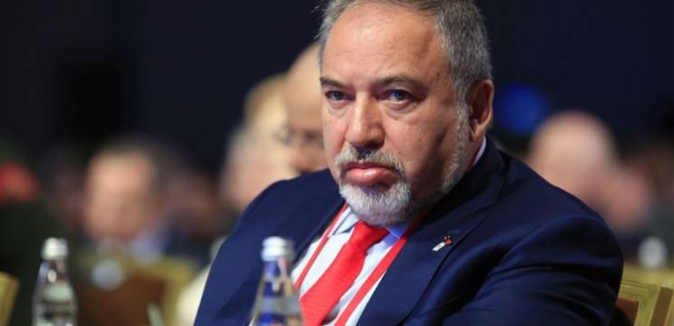 ليبرمان: إعتذار عباس مرفوض!