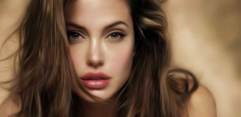 بدون بوتكس.. القرفة تمنحكِ شفتي أنجلينا جولي