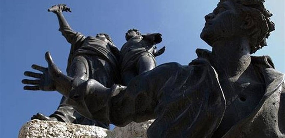 عيد شهداء الصحافة الذي صادرته الانتخابات..