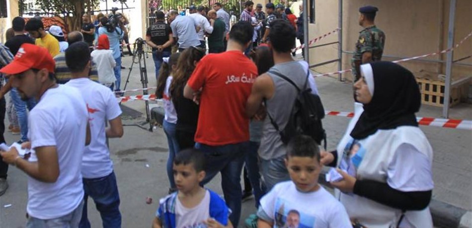 ماذا يجري داخل غرف المندوبين بدائرة بعبدا؟