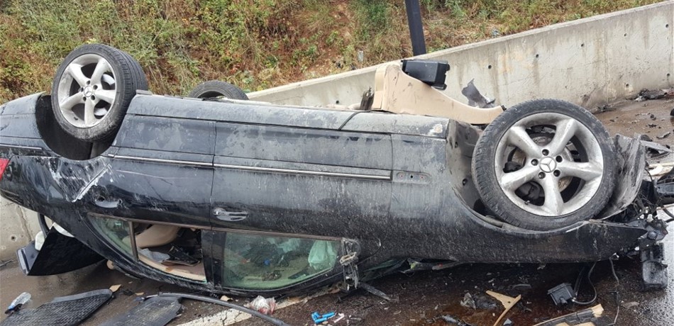 بالصورة.. وفاة ملازم أوّل وإصابة آخر بحادث مروّع في عمشيت!