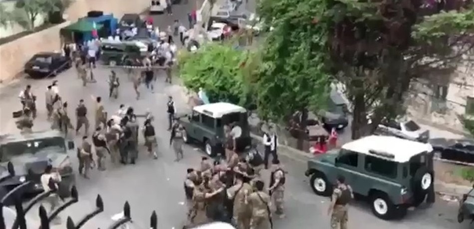بالفيديو: احتقان فإشكال أسفر عن سقوط قتيل.. هذا كلّ ما جرى في الشويفات ليلاً