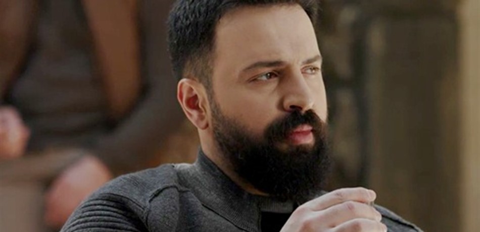 بالفيديو.. ابنا تيم حسن يمنعان والدتهما من انجاب طفل جديد