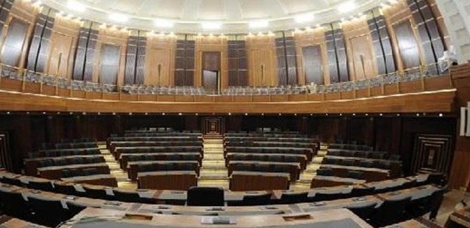 رداً على بري.. نواب "التيار" سيقترعون بورقة بيضاء