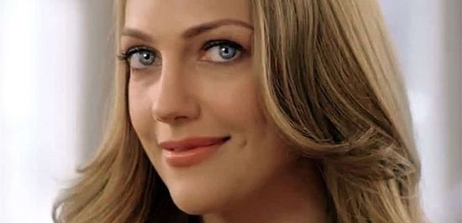 بالصور.. مريم أوزرلي تخضع لعملية تجميل فاشلة تُظهرها بأسوأ حالاتها