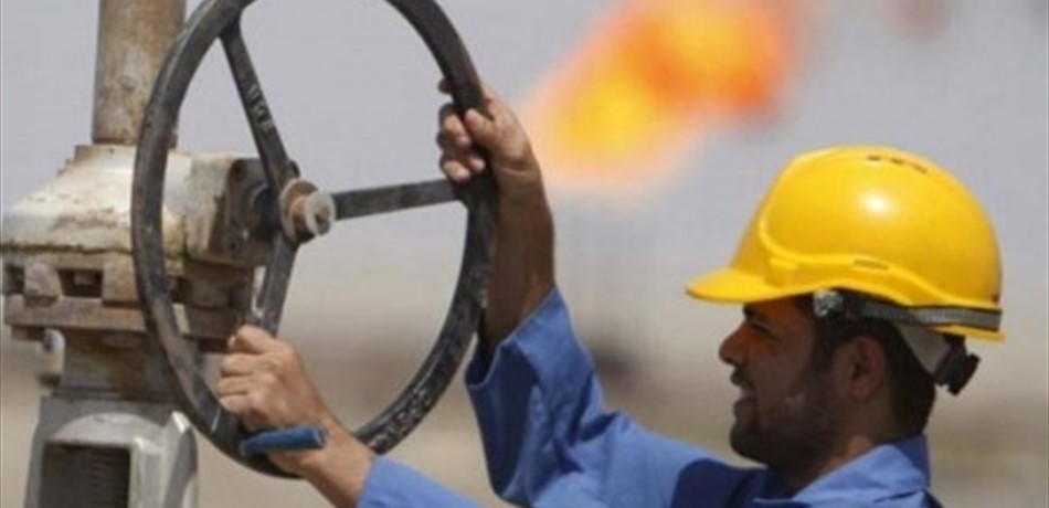 النفط ينزل عن أعلى مستوى في سنوات!