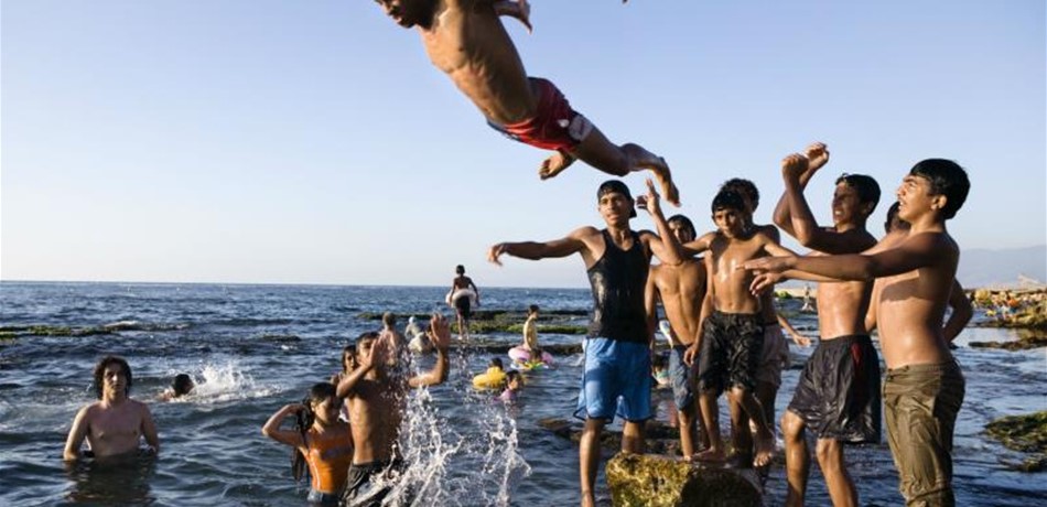 الحرارة الى ارتفاع و "فوق معدلاتها".. استعدوا للبحرّ!