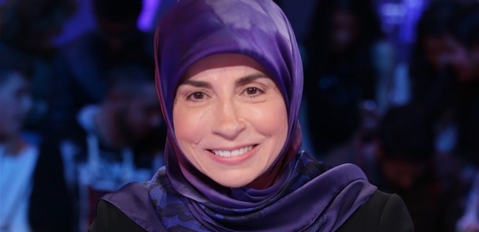 كيف هنّأت عناية عزالدين اللبنانيين برمضان؟ 