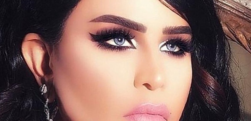 أحلام تكشف متابعتها لمسلسل "طريق".. ونادين نجيم ترد! 