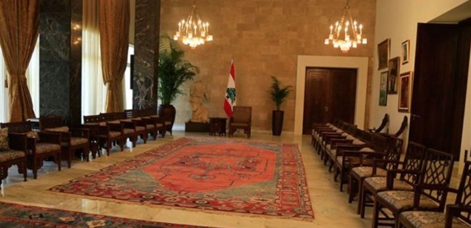 الإستشارات الملزمة إلى ما بعد عودة الحريري من الرياض؟!
