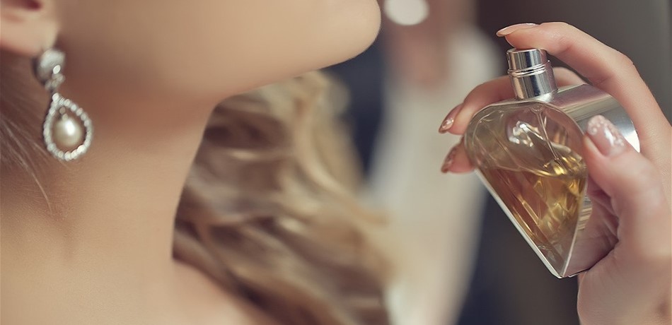 كيف تفوحين بعطر دائم لأطول فترة ممكنة؟