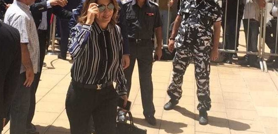 بولا يعقوبيان مشاغبة منذ اليوم الأول