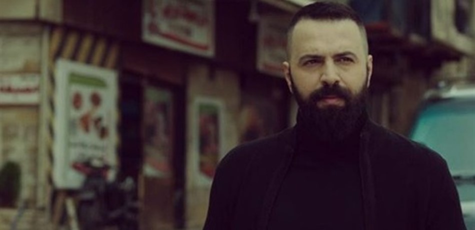 بالفيديو.. تعرفوا إلى أصغر معجبي "جبل" 