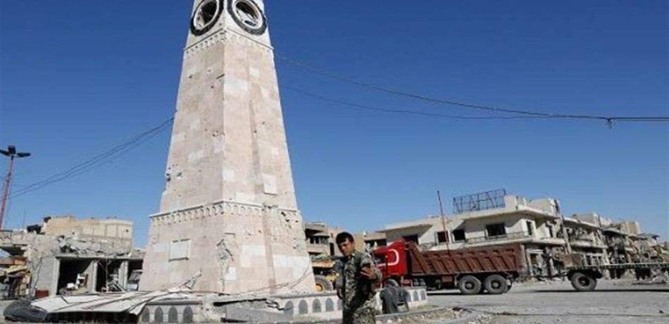 العثور على 900 جثة ضمن مقابر جماعية في الرقة