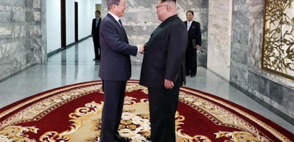 بالصور: قمّة بين كيم ونظيره الكوري الجنوبي.. هذا ما جرى بحثه!