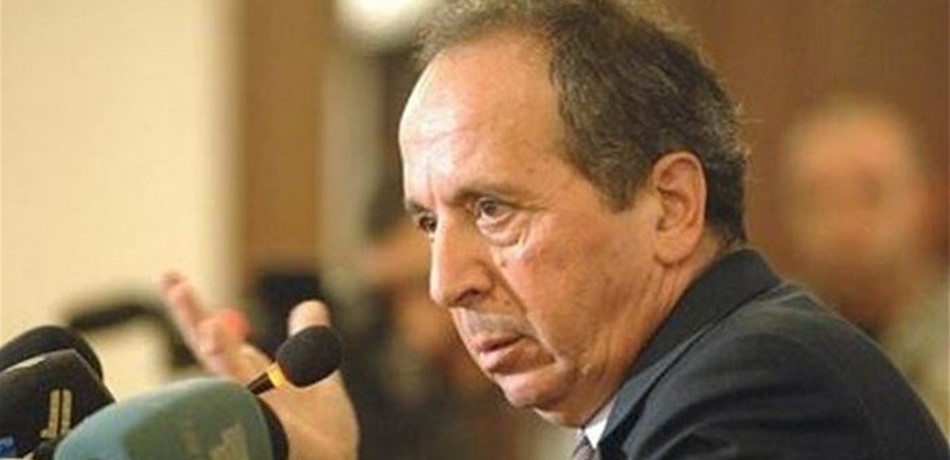السيّد التقى الحريري "وكأن شيئاً لم يكن".. هكذا طلب ردّ الإعتبار!