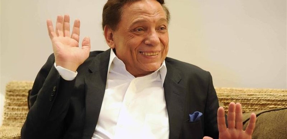 "عادل إمام أرخص نجم".. تصريح مثير للجدل عن "الزّعيم"!