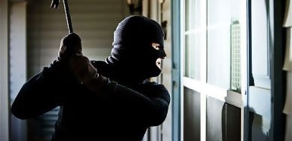 مجهولون سرقوا معدات صناعية من مدرسة في رأس بعلبك