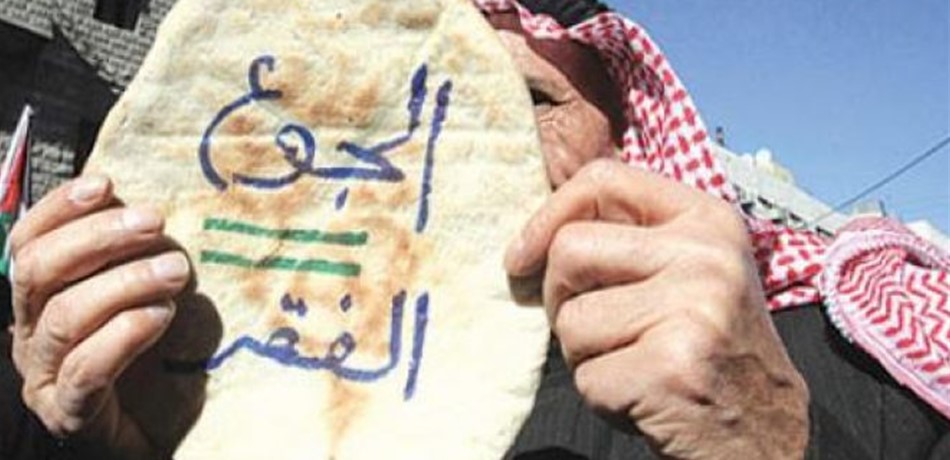 ملك الأردن يجمد قرار الحكومة برفع أسعار المحروقات