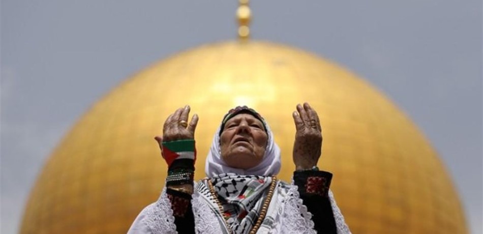 في الجمعة الثالثة من رمضان.. 250 ألفا أدوا الصلاة في المسجد الأقصى