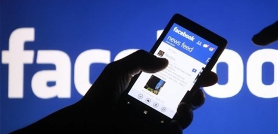 دراسة تكشف.. "فيسبوك" يتراجع بين المراهقين