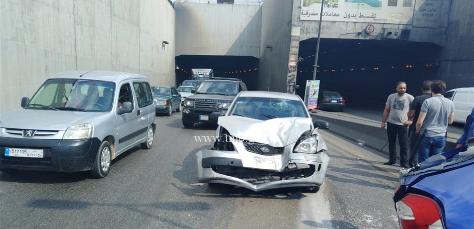 بالصور.. حادث سير مروع على طريق المطار