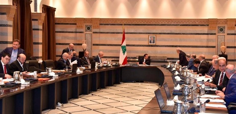 تصوُّران يتجاذبان التأليف: النسبي والتقليدي؟