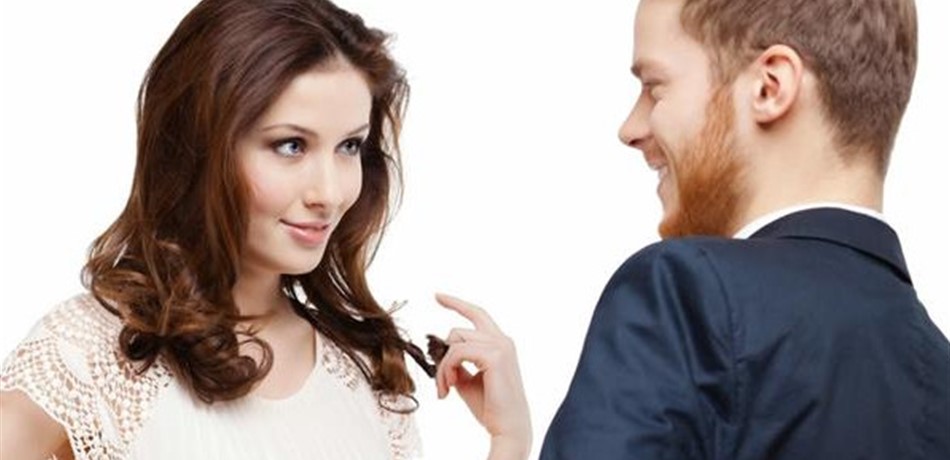 عادات تؤثر على أنوثتك.. تجنبيها