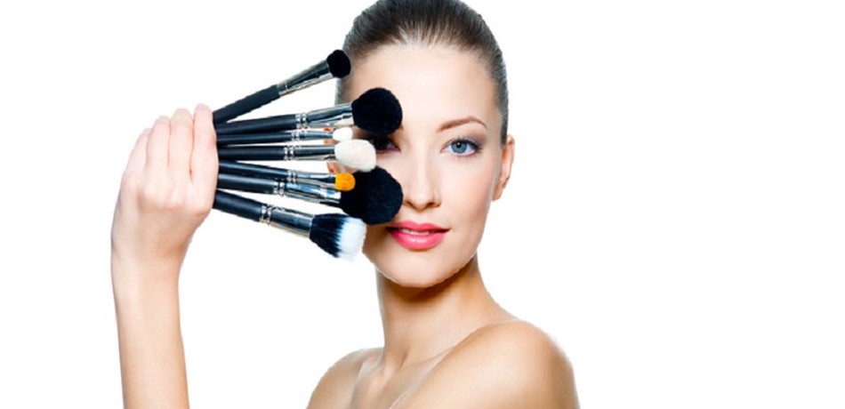 10 طرق ذكيّة تقلل مصروف مستحضرات التجميل