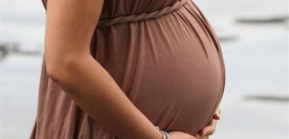 إلى الأمّهات.. لا تنجبنَ الأطفال بعد سنِّ الـ 35!ّ